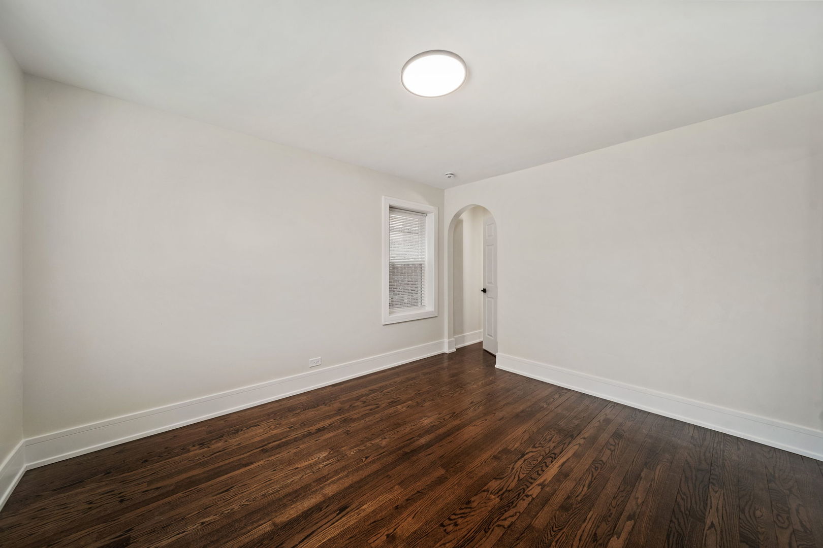 10235 South Rhodes Avenue Chicago IL 60628