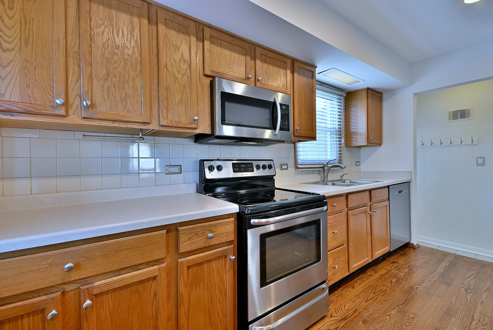 396 East Park Avenue Elmhurst IL 60126