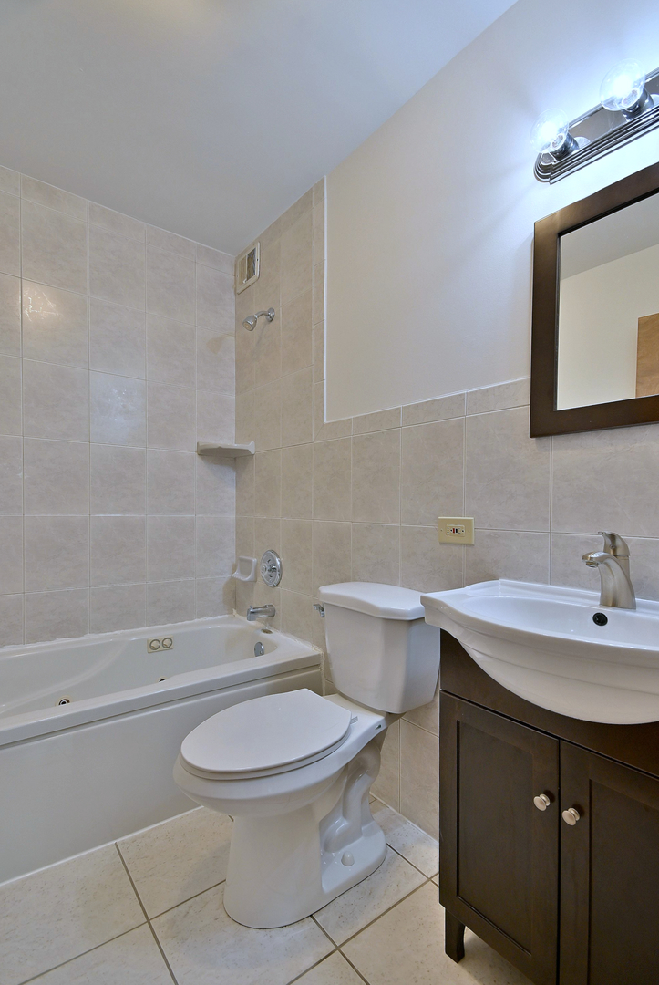 396 East Park Avenue Elmhurst IL 60126