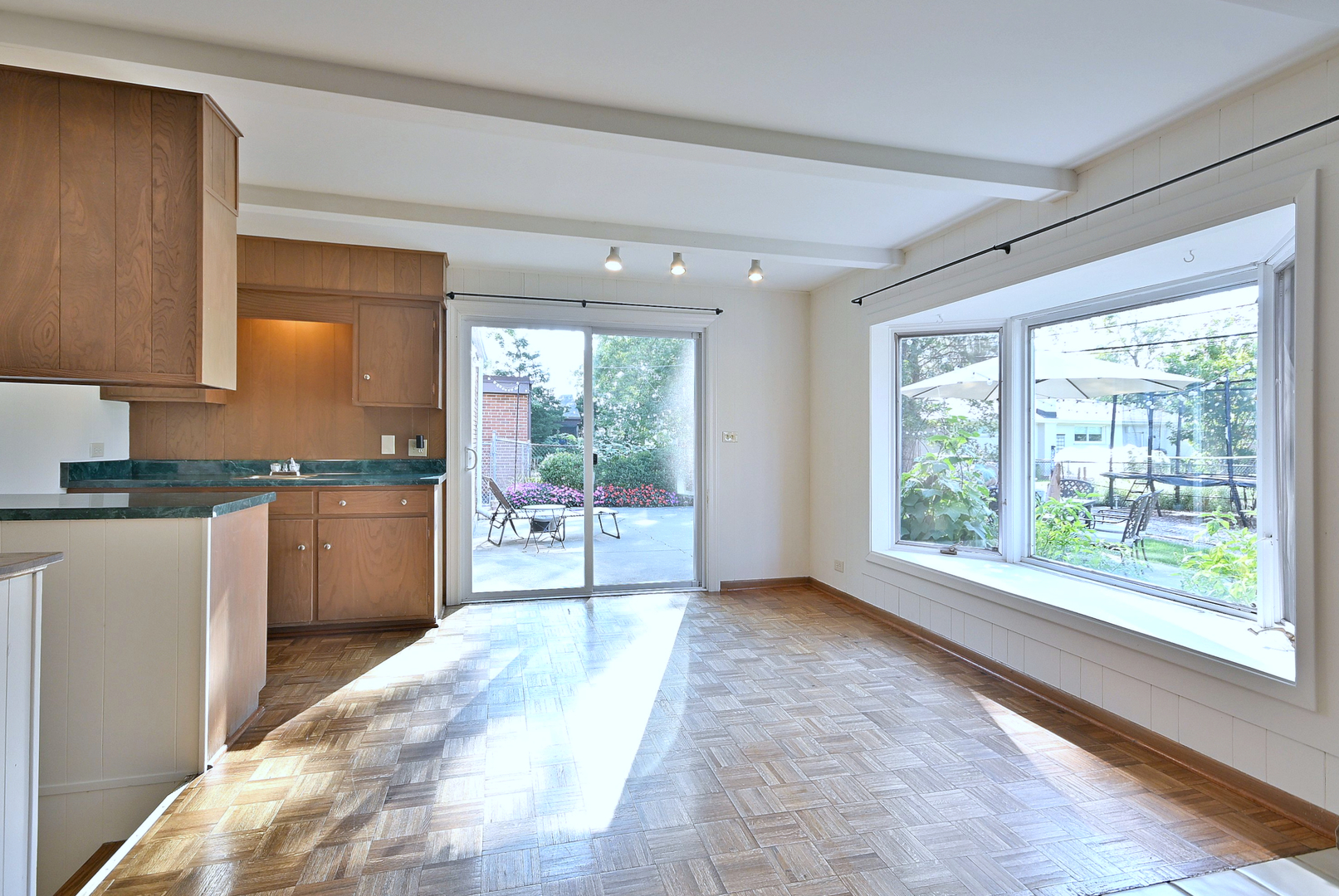 396 East Park Avenue Elmhurst IL 60126