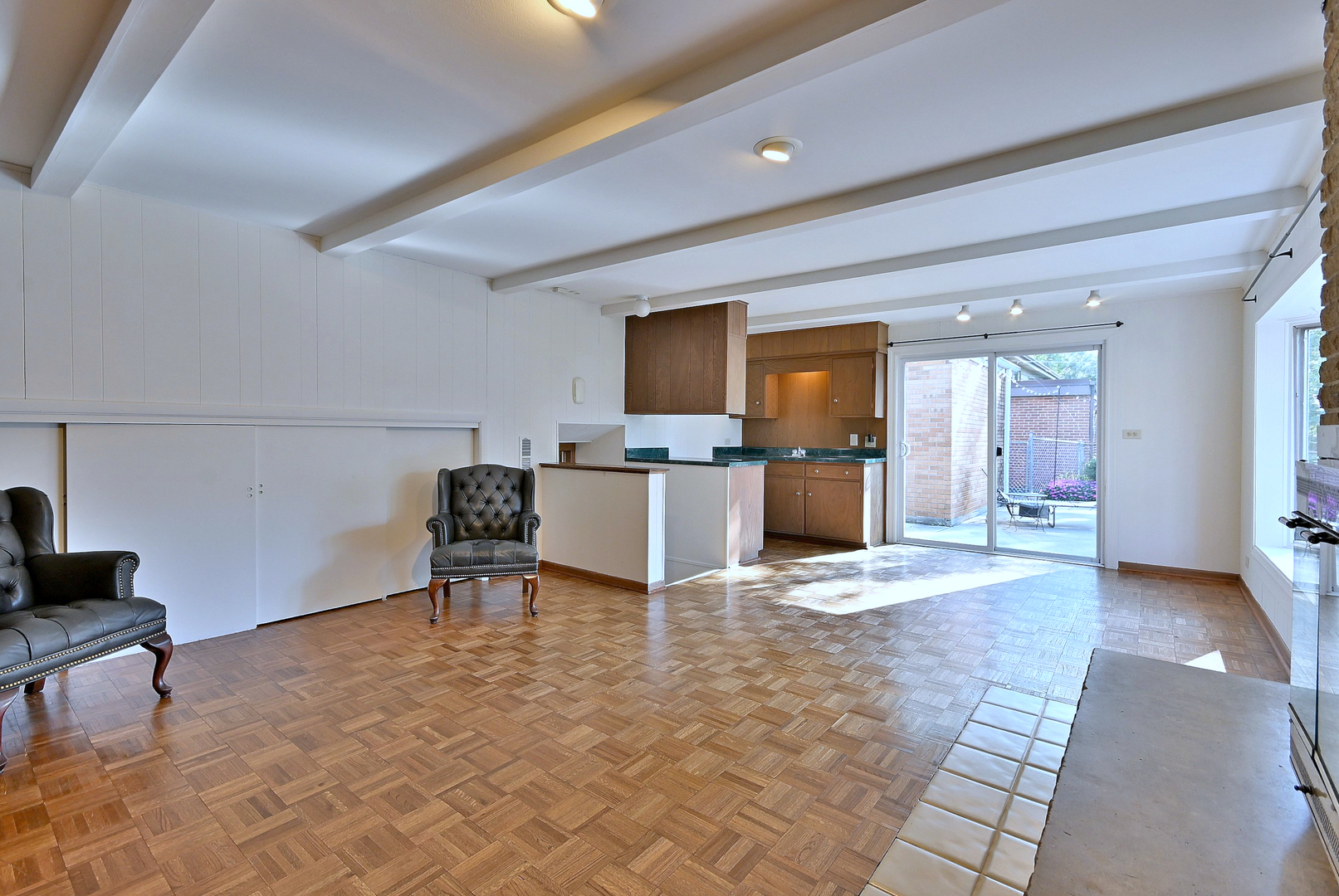 396 East Park Avenue Elmhurst IL 60126