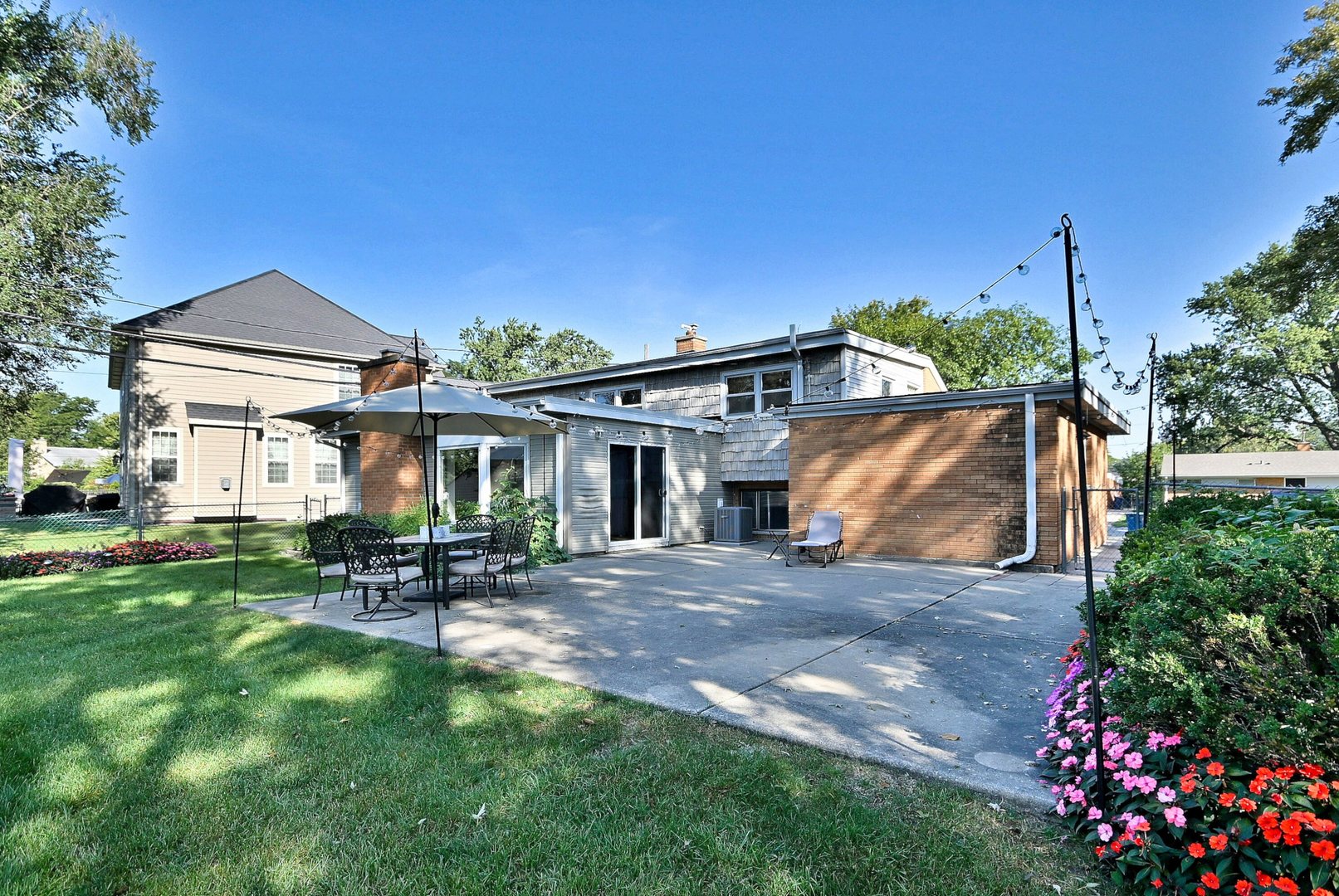 396 East Park Avenue Elmhurst IL 60126