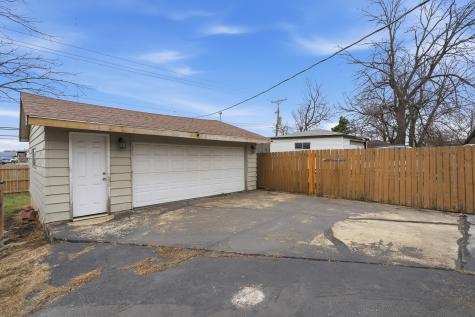 3924 167TH Place Country Club Hills IL 60478