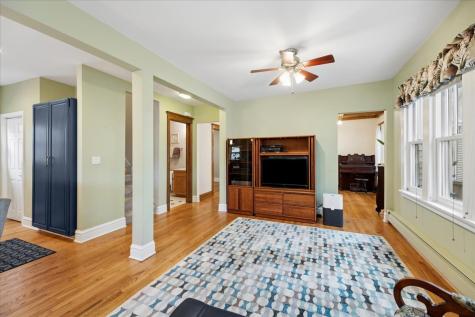 627 South East Avenue Oak Park IL 60304