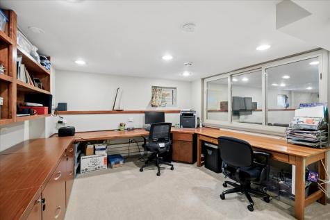 627 South East Avenue Oak Park IL 60304