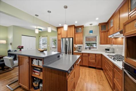 627 South East Avenue Oak Park IL 60304
