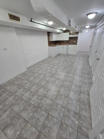 5820 South Washtenaw Avenue Chicago IL 60629