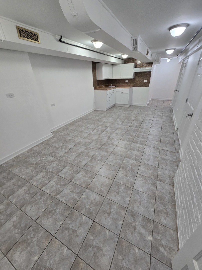 5820 South Washtenaw Avenue Chicago IL 60629