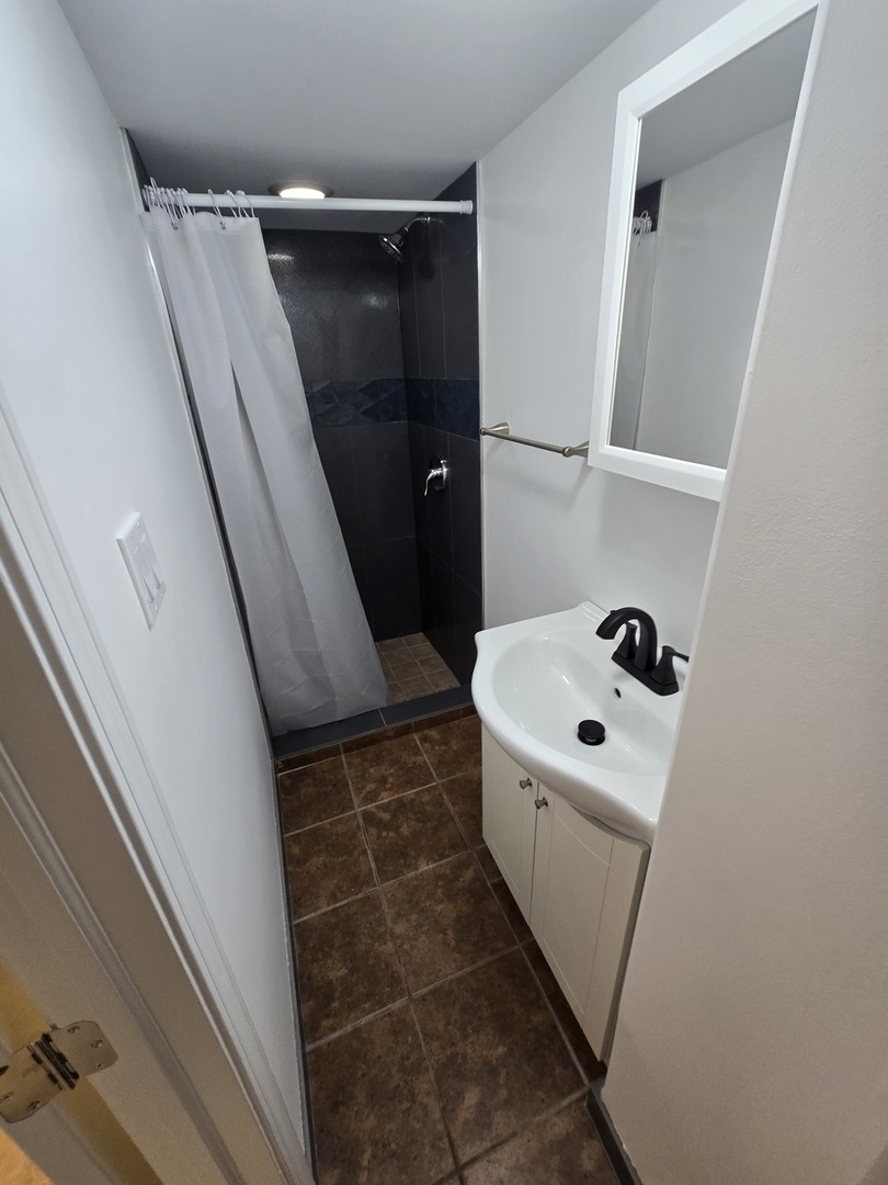 5820 South Washtenaw Avenue Chicago IL 60629