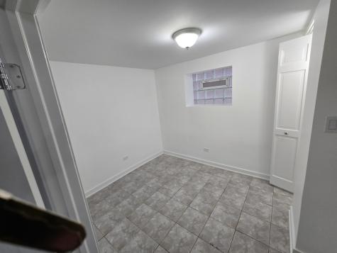 5820 South Washtenaw Avenue Chicago IL 60629