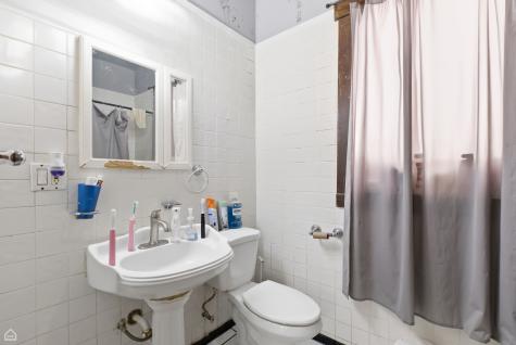 5820 South Washtenaw Avenue Chicago IL 60629