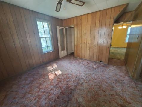 906 3RD Avenue Sterling IL 61081