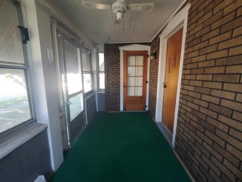 906 3RD Avenue Sterling IL 61081