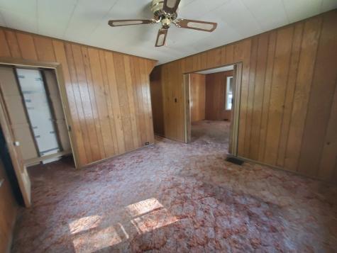 906 3RD Avenue Sterling IL 61081
