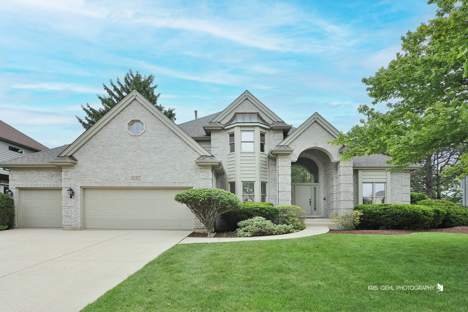 1127 Courtland Place Aurora IL 60502
