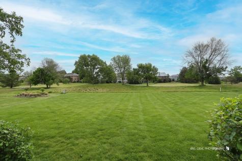 1127 Courtland Place Aurora IL 60502