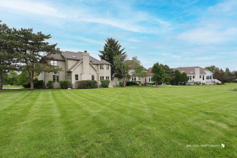 1127 Courtland Place Aurora IL 60502
