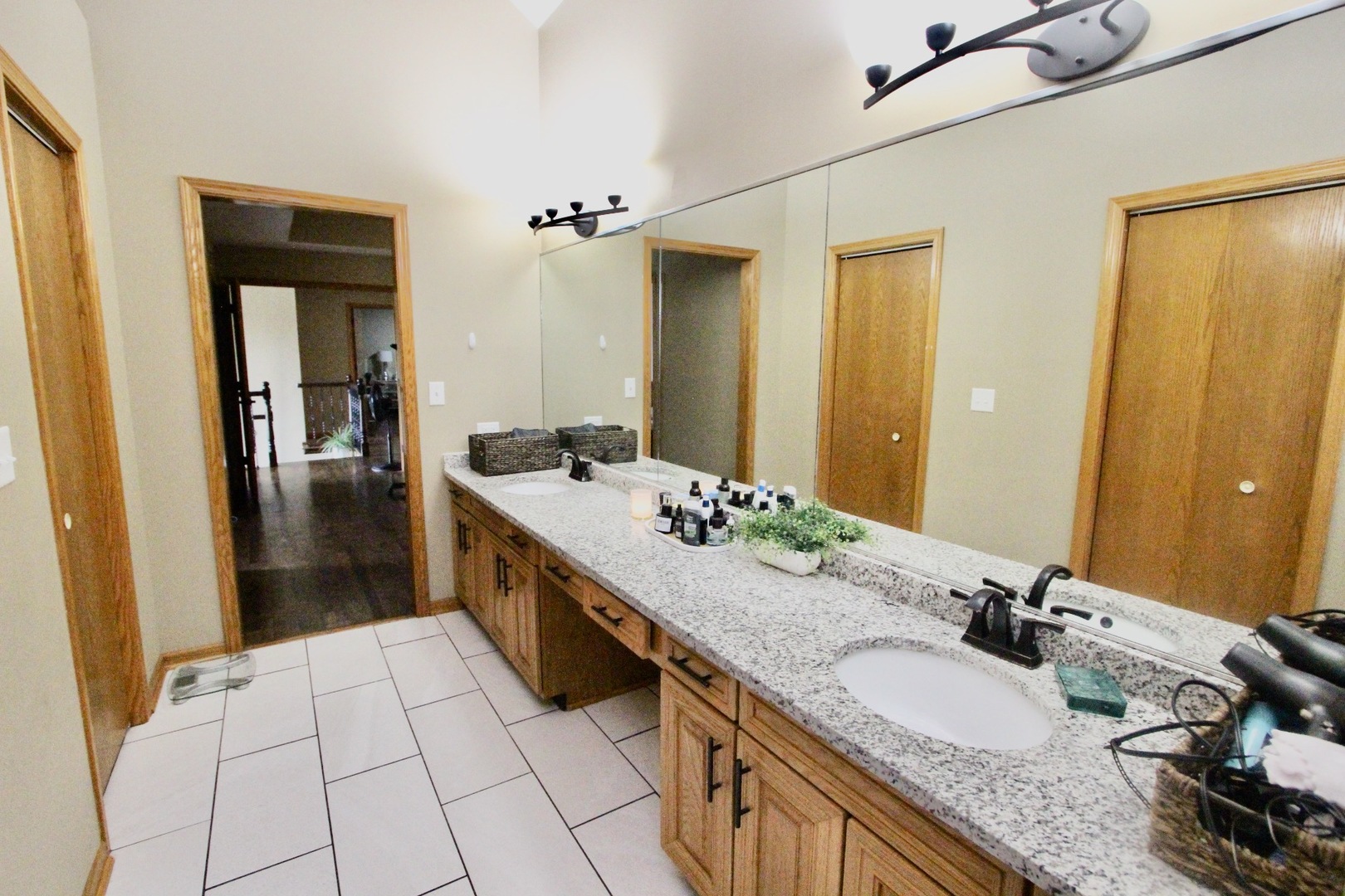 6 Allegheny Court Bolingbrook IL 60440