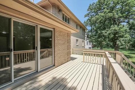 6 Allegheny Court Bolingbrook IL 60440