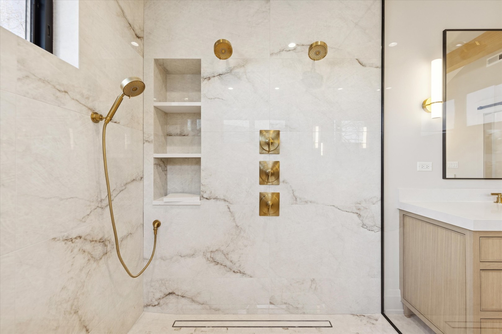 147 North Myrtle Avenue Elmhurst IL 60126