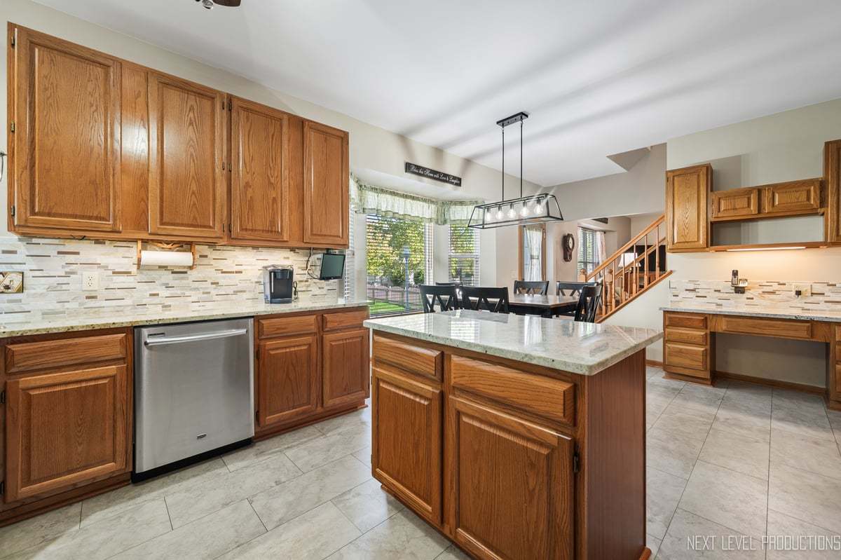 2523 Briarwood Court Aurora IL 60506