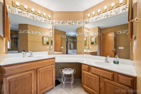 2523 Briarwood Court Aurora IL 60506