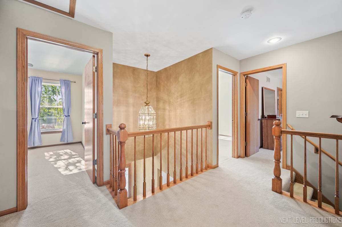 2523 Briarwood Court Aurora IL 60506