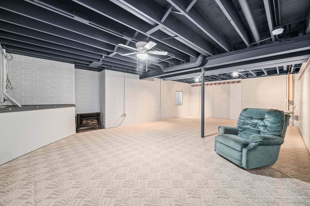 2523 Briarwood Court Aurora IL 60506