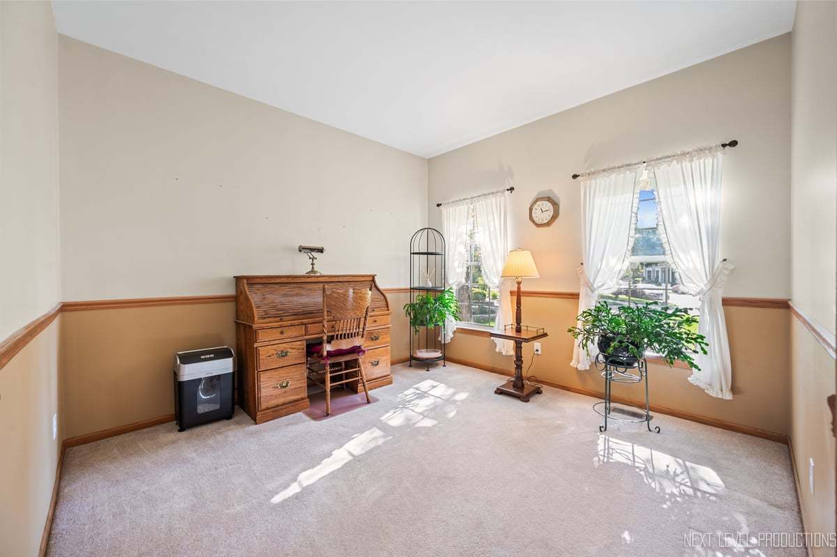 2523 Briarwood Court Aurora IL 60506