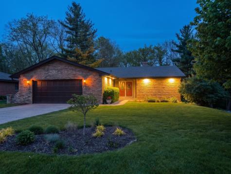 5017 Brookview Road Rockford IL 61107