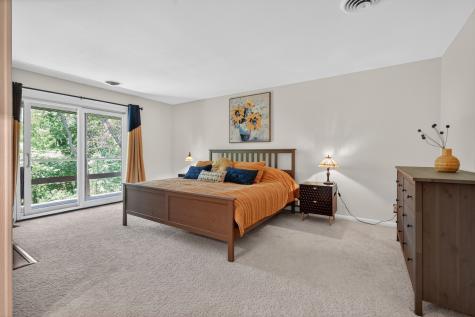 5017 Brookview Road Rockford IL 61107