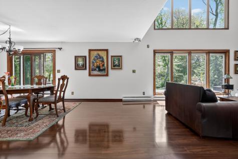 5017 Brookview Road Rockford IL 61107
