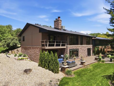 5017 Brookview Road Rockford IL 61107
