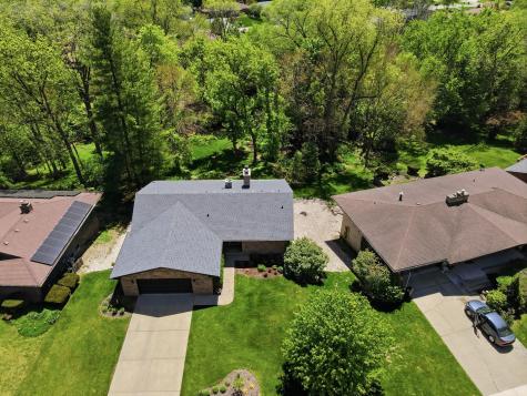 5017 Brookview Road Rockford IL 61107
