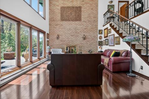 5017 Brookview Road Rockford IL 61107