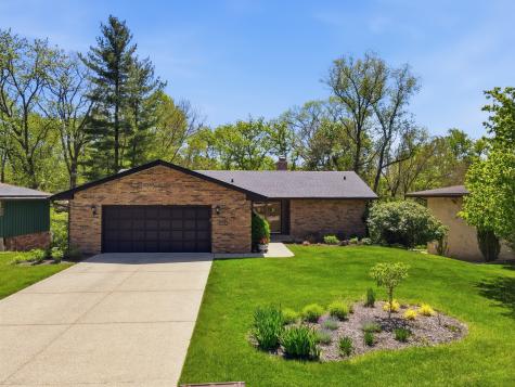 5017 Brookview Road Rockford IL 61107