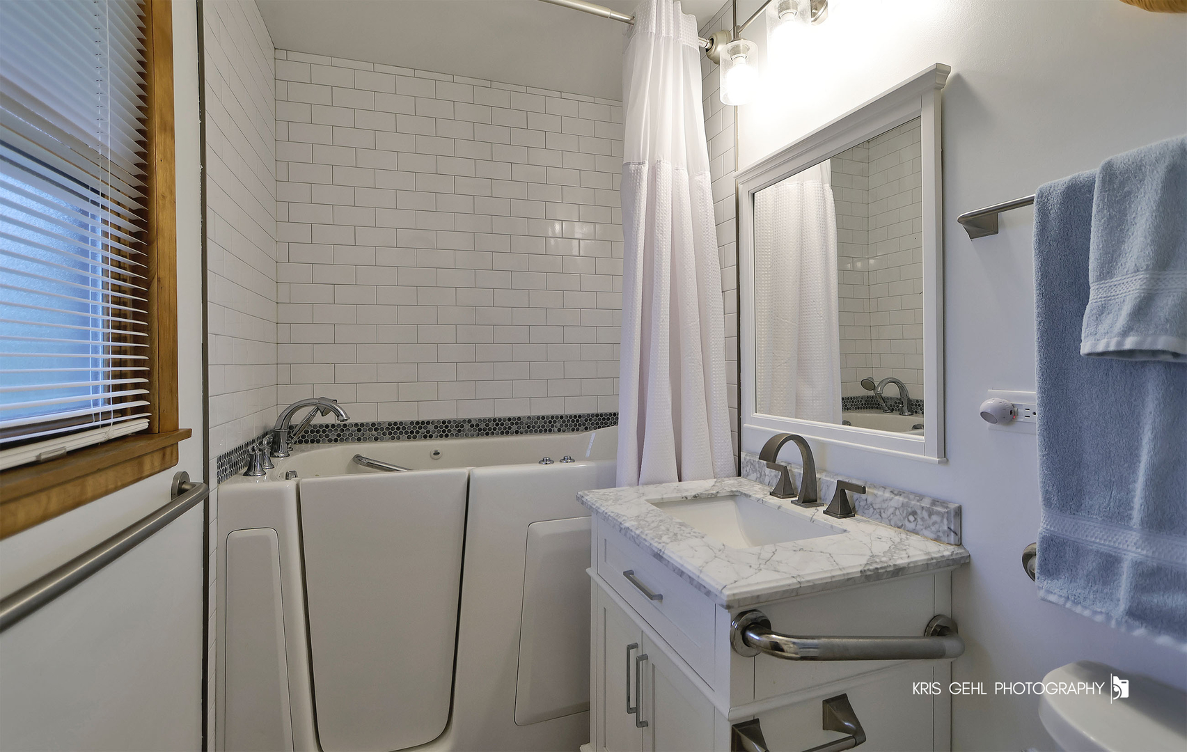 20W371 Diversey Avenue Addison IL 60101