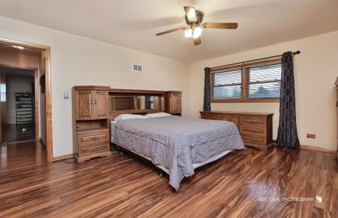 20W371 Diversey Avenue Addison IL 60101