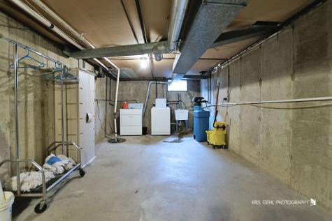 20W371 Diversey Avenue Addison IL 60101