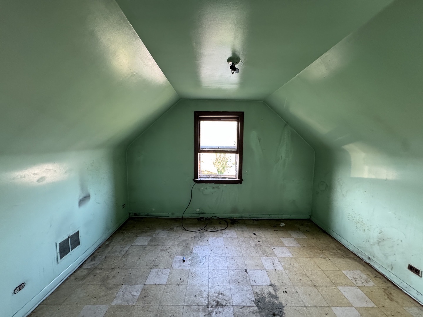 8371 South Baltimore Avenue Chicago IL 60617