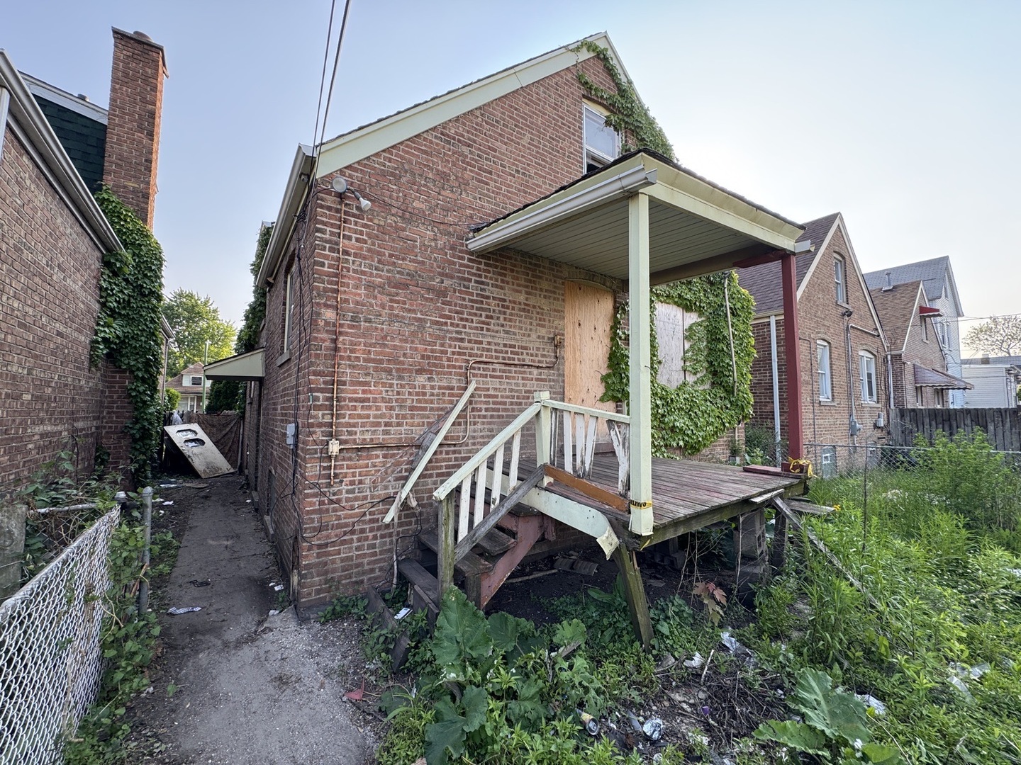 8371 South Baltimore Avenue Chicago IL 60617