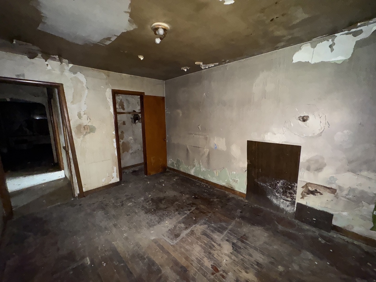 8371 South Baltimore Avenue Chicago IL 60617