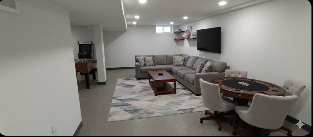7926 South Michigan Avenue Chicago IL 60619