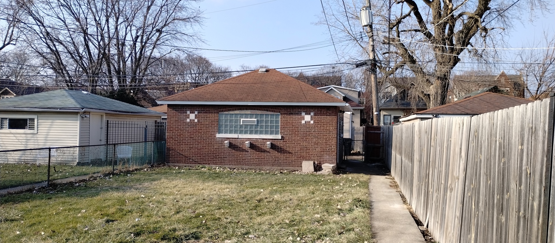 7926 South Michigan Avenue Chicago IL 60619