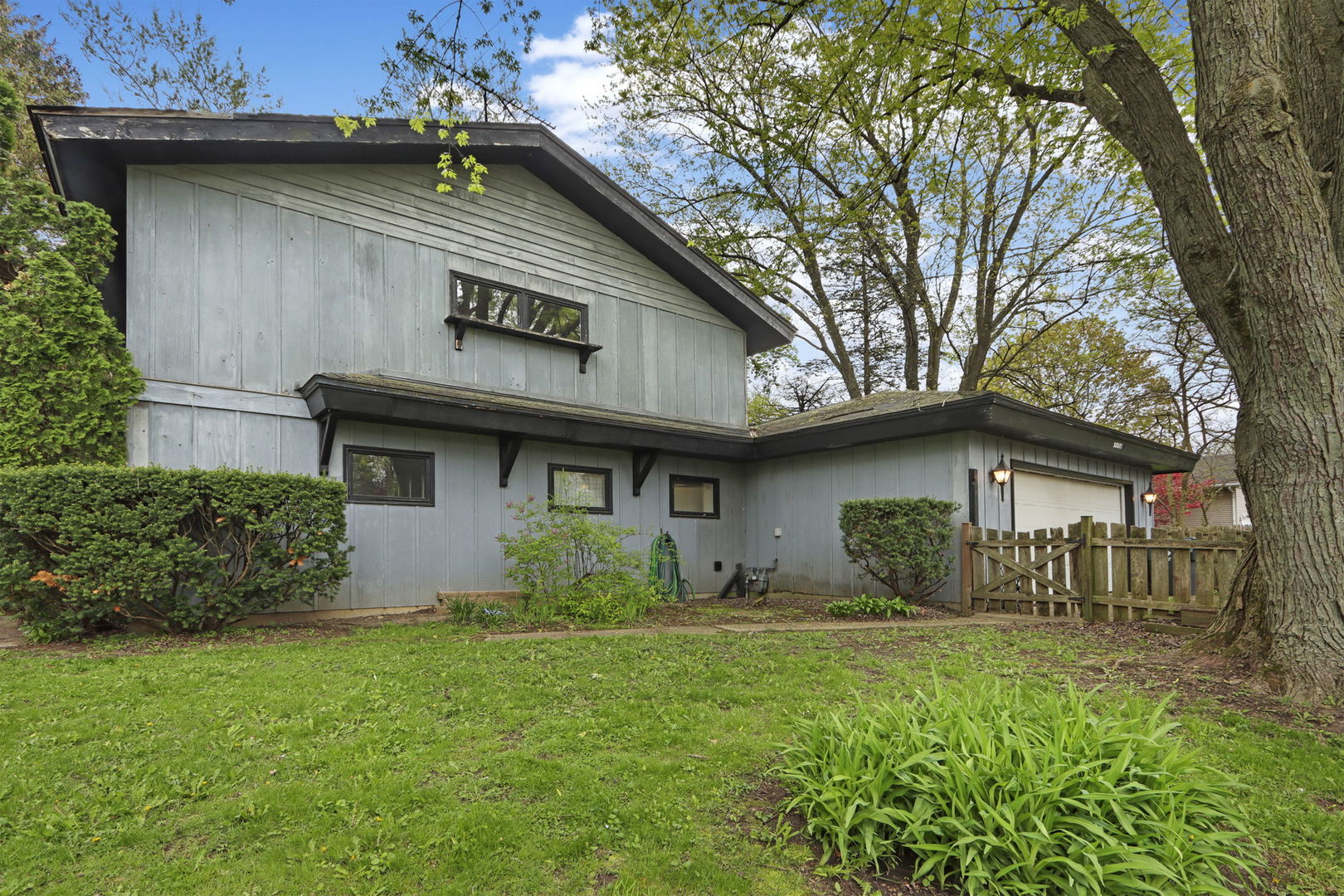 38071 North Wilson Avenue Beach Park IL 60087