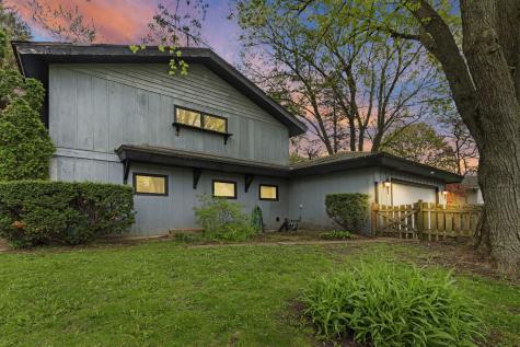 38071 North Wilson Avenue Beach Park IL 60087