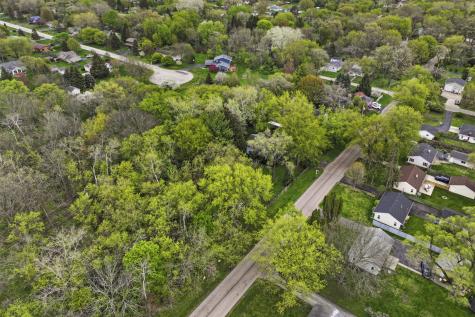 38071 North Wilson Avenue Beach Park IL 60087