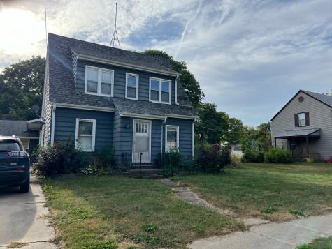 304 Maple Avenue Forreston IL 61030