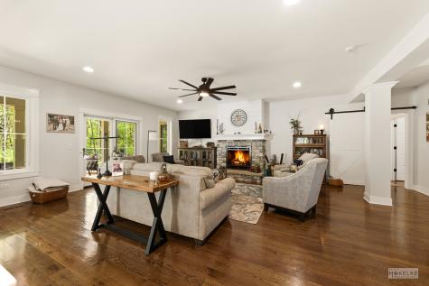 38 Woodland Drive Yorkville IL 60560