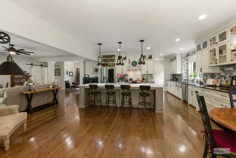 38 Woodland Drive Yorkville IL 60560